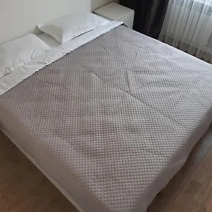  Апартаменты на речке есентайка