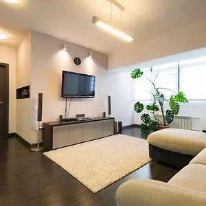  Апартаменты Nadezhda On Nauryzbai Batyr 37 Near The Arbat
