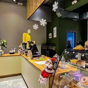  Апартаменты Sunny Two-room On Arbat